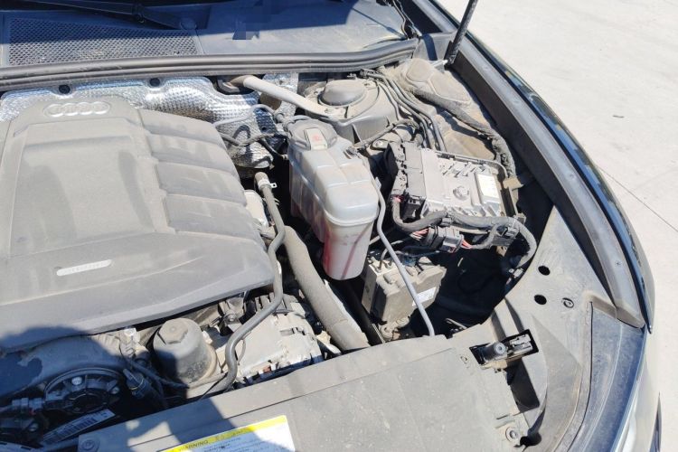 Used Audi A6L 2020 40 TFSI Luxury Dynamic Edition Engine Bay Left