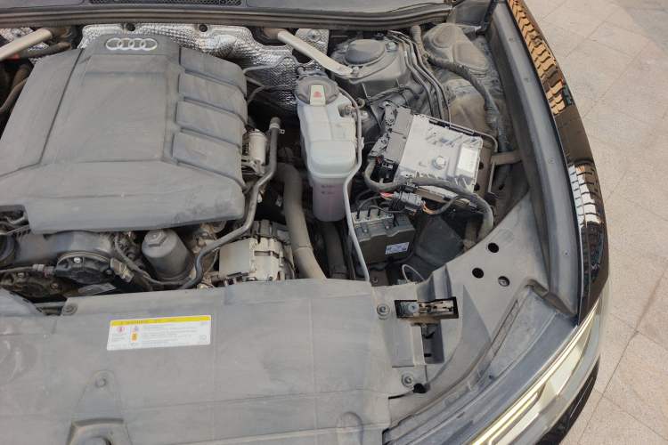 Used Audi A6L 2020 45 TFSI Prestige Dynamic Edition Engine Bay Left