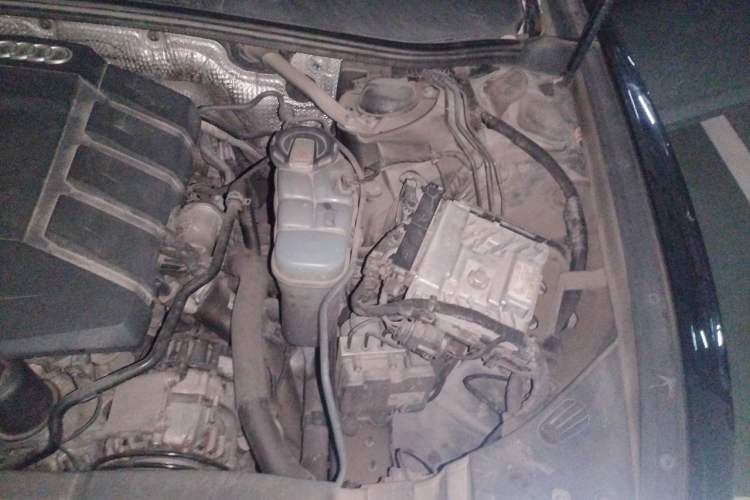 Used Audi A6L 2020 40 TFSI Luxury Prestige Edition Engine Bay Left