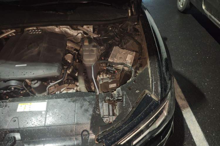 Used Audi A6L 2020 40 TFSI Luxury Dynamic Edition Engine Bay Left