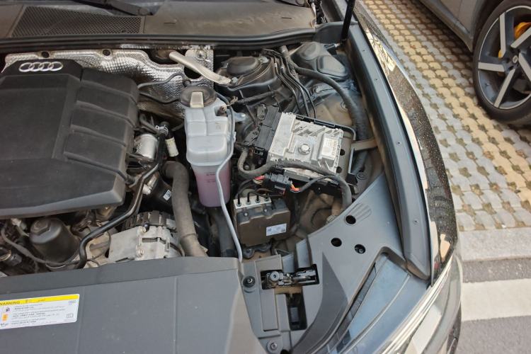 Used Audi A6L 2020 45 TFSI Prestige Dynamic Edition Engine Bay Left