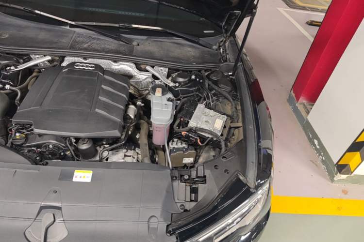 Used Audi A6L 2020 45 TFSI Prestige Elegant Edition Engine Bay Left