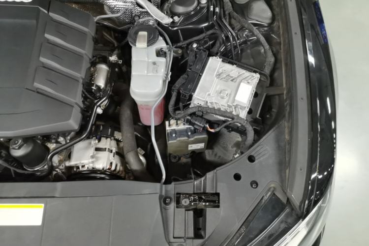 Used Audi A6L 2020 45 TFSI Prestige Elegant Edition Engine Bay Left