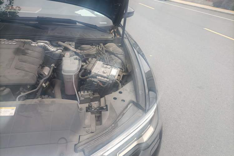 Used Audi A6L 2020 40 TFSI Luxury Prestige Edition Engine Bay Left