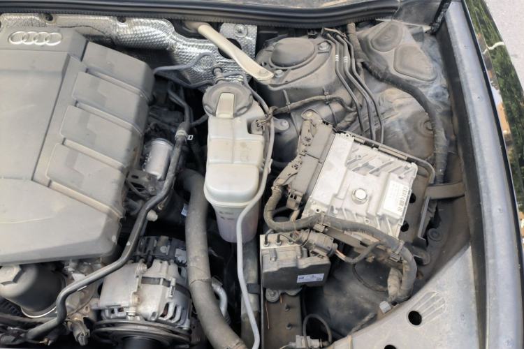 Used Audi A6L 2020 40 TFSI Luxury Prestige Edition Engine Bay Left