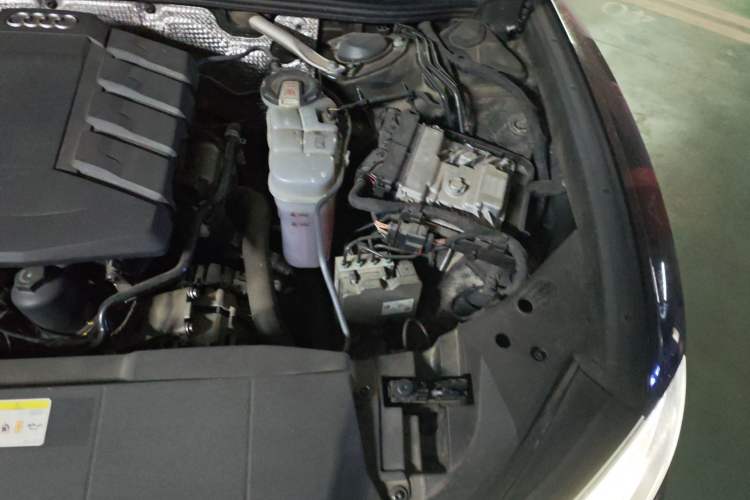 Used Audi A6L 2020 45 TFSI Prestige Elegant Edition Engine Bay Left