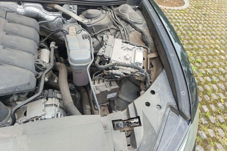 Used Audi A6L 2020 40 TFSI Luxury Dynamic Edition Engine Bay Left