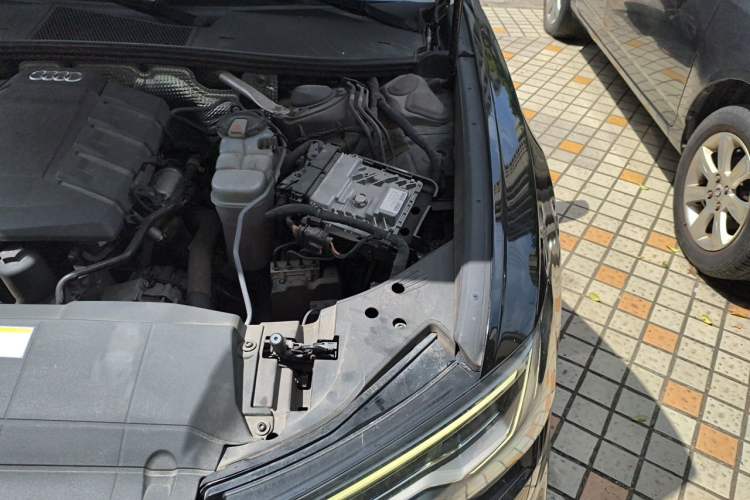 Used Audi A6L 2020 45 TFSI Prestige Dynamic Edition Engine Bay Left