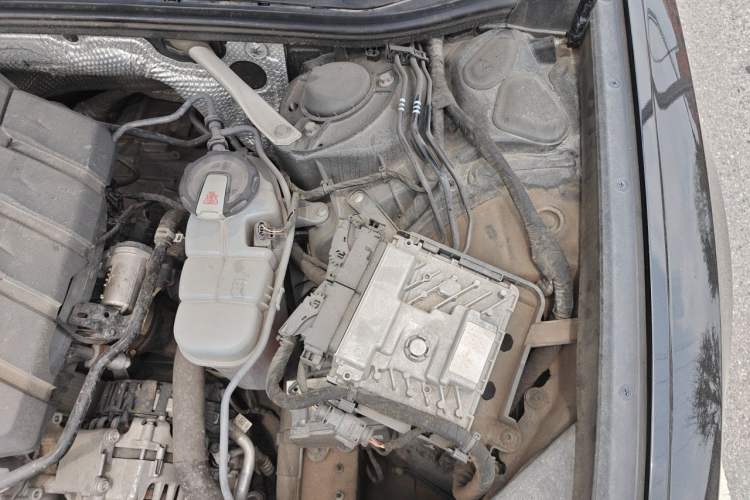 Used Audi A6L 2020 40 TFSI Luxury Dynamic Edition Engine Bay Left