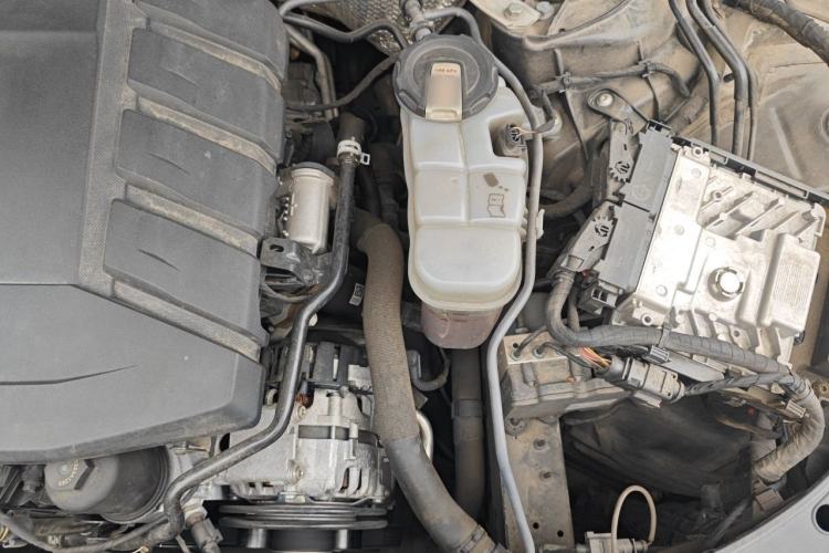 Used Audi A6L 2020 40 TFSI Luxury Dynamic Edition Engine Bay Left