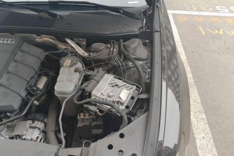 Used Audi A6L 2020 45 TFSI Prestige Dynamic Edition Engine Bay Left