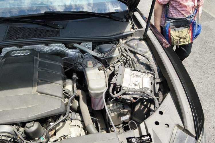 Used Audi A6L 2020 45 TFSI Prestige Dynamic Edition Engine Bay Left