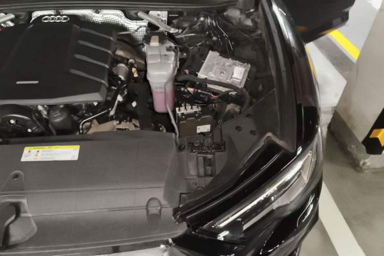 Used Audi A6L 2020 45 TFSI Prestige Dynamic Edition Engine Bay Left