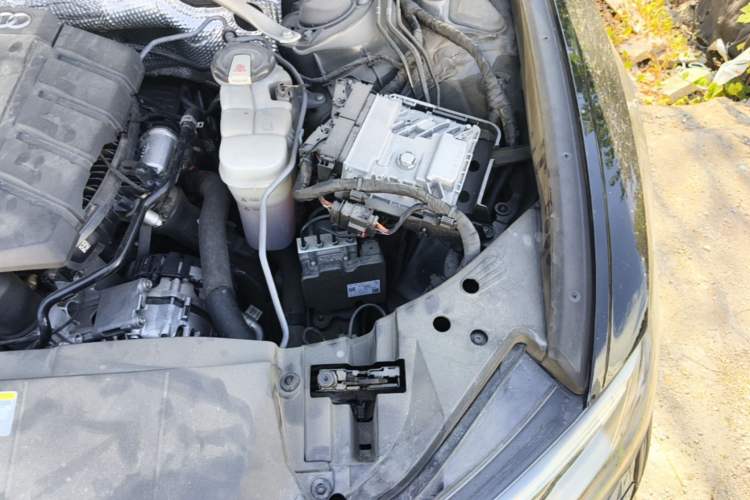 Used Audi A6L 2020 45 TFSI Prestige Dynamic Edition Engine Bay Left