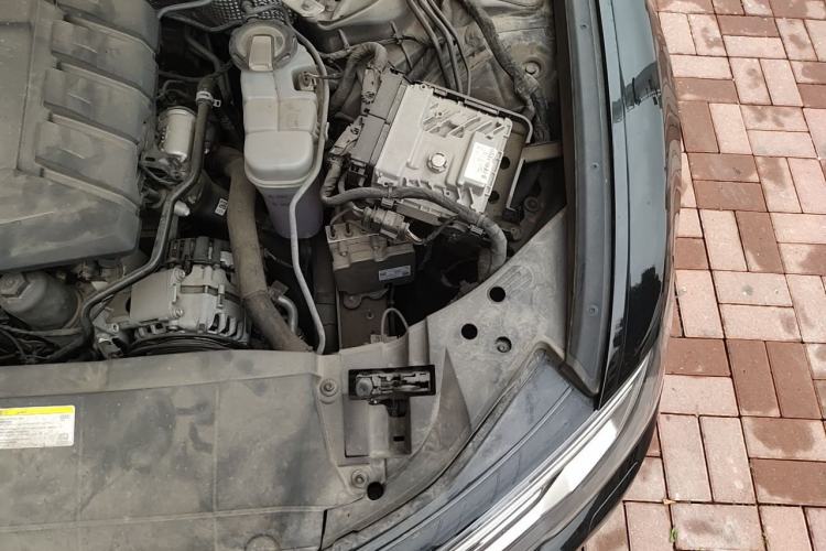 Used Audi A6L 2020 40 TFSI Luxury Prestige Edition Engine Bay Left