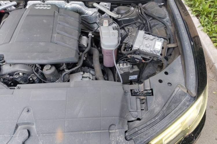 Used Audi A6L 2020 45 TFSI Prestige Dynamic Edition Engine Bay Left