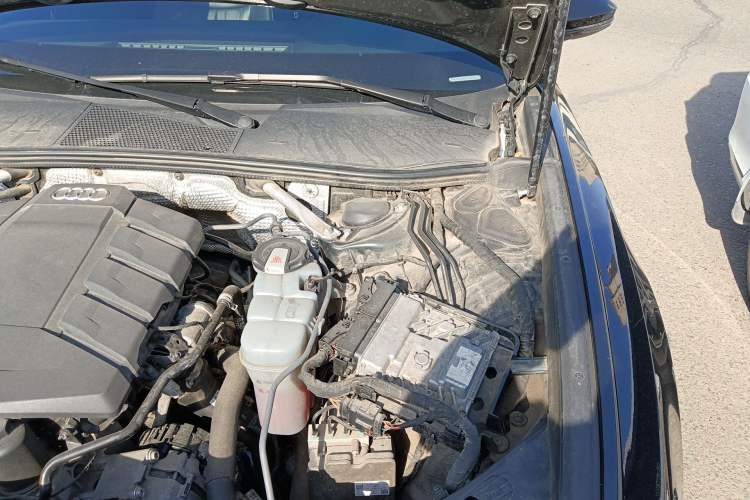 Used Audi A6L 2020 45 TFSI Prestige Dynamic Edition Engine Bay Left