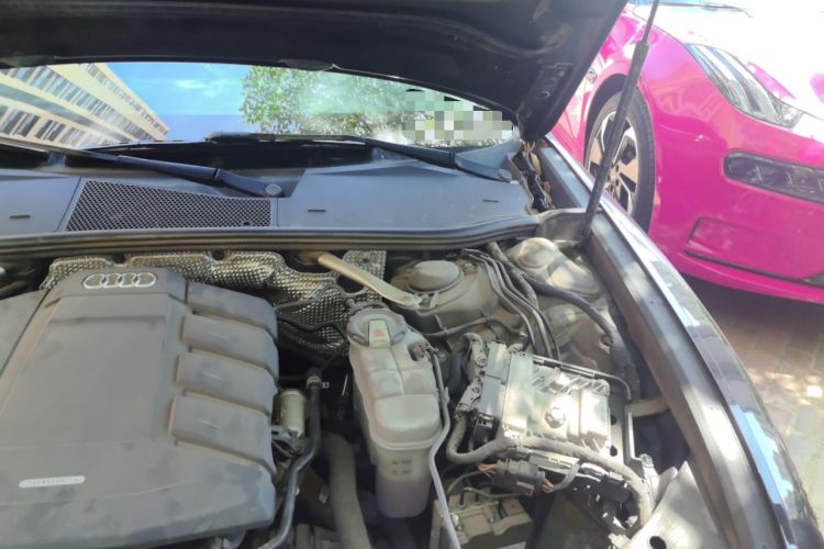 Used Audi A6L 2020 40 TFSI Luxury Dynamic Edition Engine Bay Left