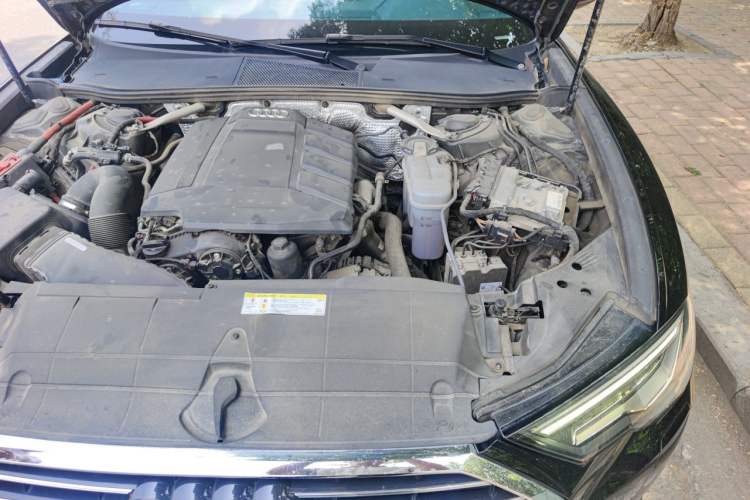 Used Audi A6L 2020 40 TFSI Luxury Prestige Edition Engine Bay Left