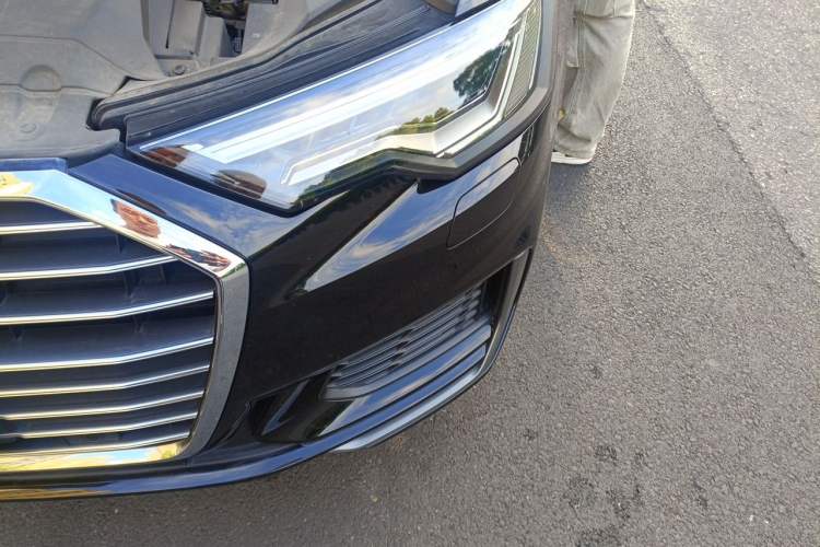 Used Audi A6L 2020 40 TFSI Luxury Dynamic Edition Engine Bay Left