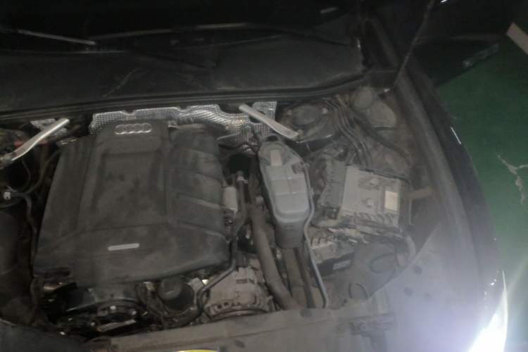 Used Audi A6L 2020 40 TFSI Luxury Dynamic Edition Engine Bay Left