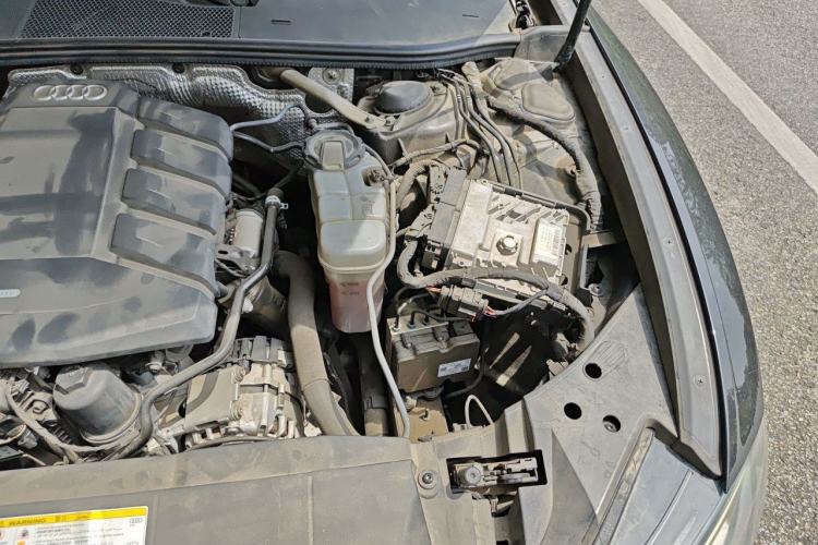 Used Audi A6L 2020 45 TFSI Prestige Dynamic Edition Engine Bay Left