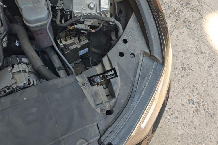 Used Audi A6L 2020 40 TFSI Luxury Prestige Edition Engine Bay Left