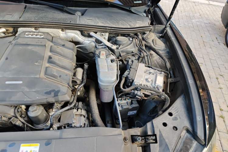 Used Audi A6L 2020 45 TFSI Prestige Elegant Edition Engine Bay Left