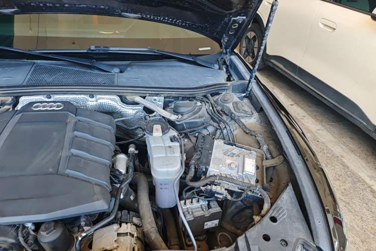 Used Audi A6L 2020 45 TFSI Prestige Elegant Edition Engine Bay Left