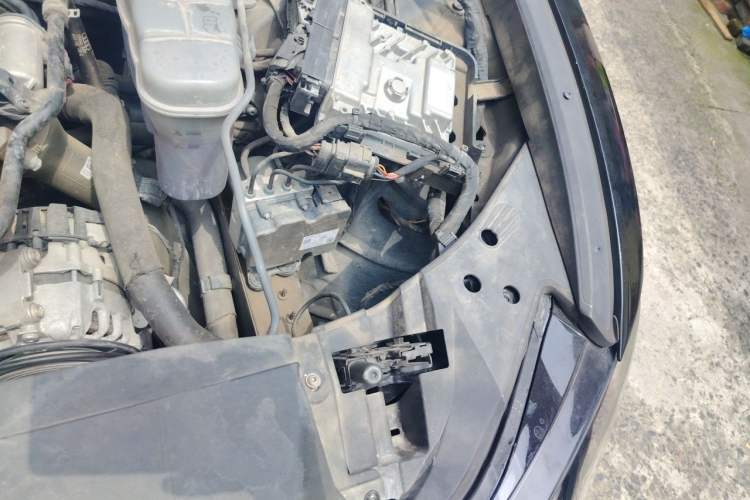 Used Audi A6L 2020 40 TFSI Luxury Dynamic Edition Engine Bay Left