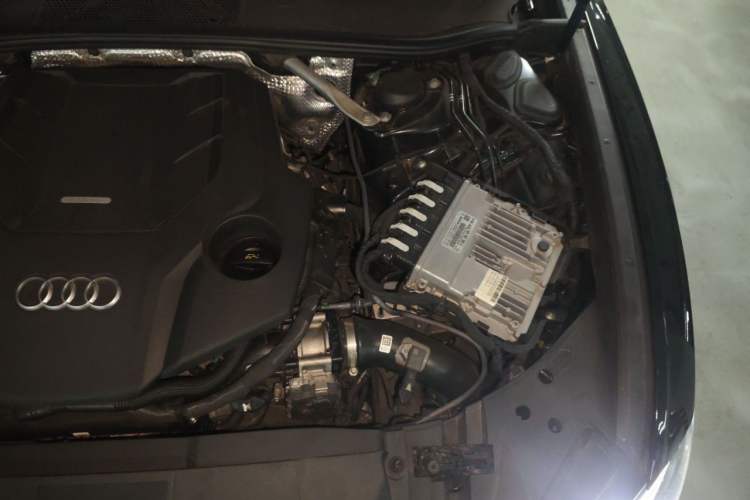 Used Audi A6L 2020 55 TFSI quattro Prestige Dynamic Edition Engine Bay Left