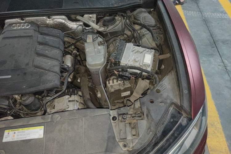 Used Audi A6L 2020 40 TFSI Luxury Dynamic Edition Engine Bay Left