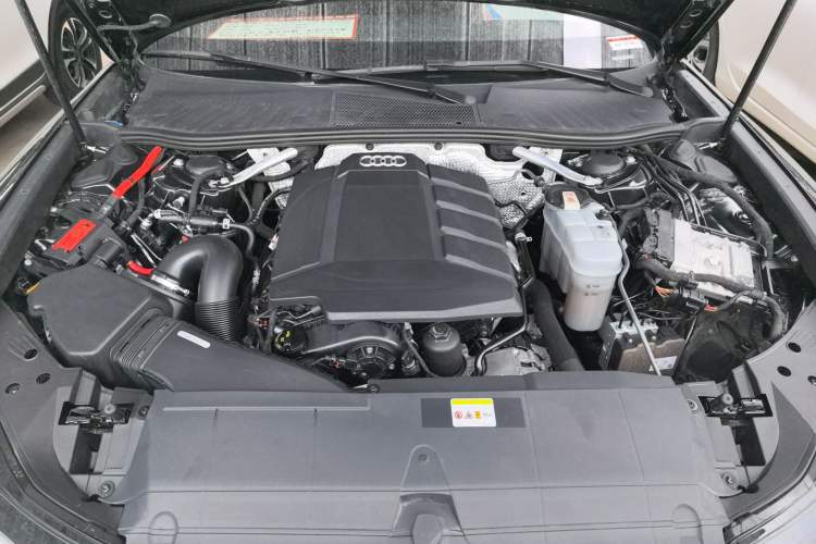 Used Audi A6L 2020 40 TFSI Luxury Prestige Edition Engine Bay