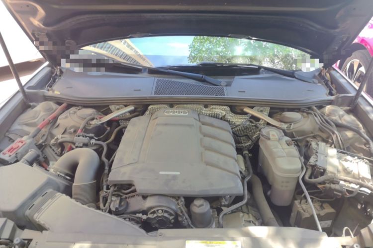 Used Audi A6L 2020 40 TFSI Luxury Dynamic Edition Engine Bay