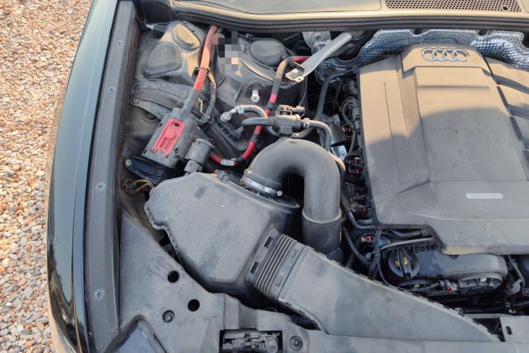 Used Audi A6L 2020 40 TFSI Luxury Dynamic Edition Engine Bay Right