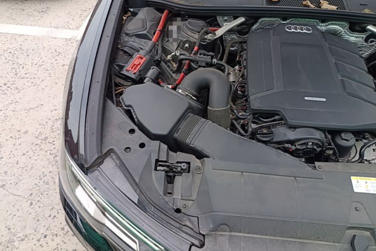 Used Audi A6L 2020 40 TFSI Luxury Dynamic Edition Engine Bay Right