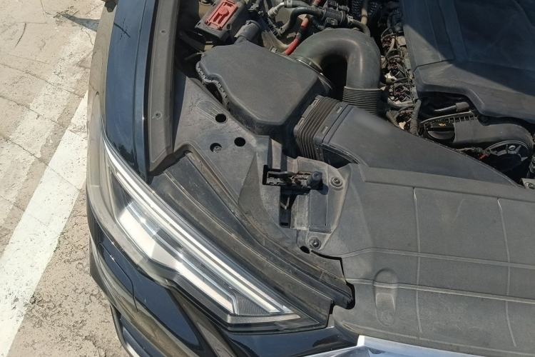 Used Audi A6L 2020 40 TFSI Luxury Dynamic Edition Engine Bay Right
