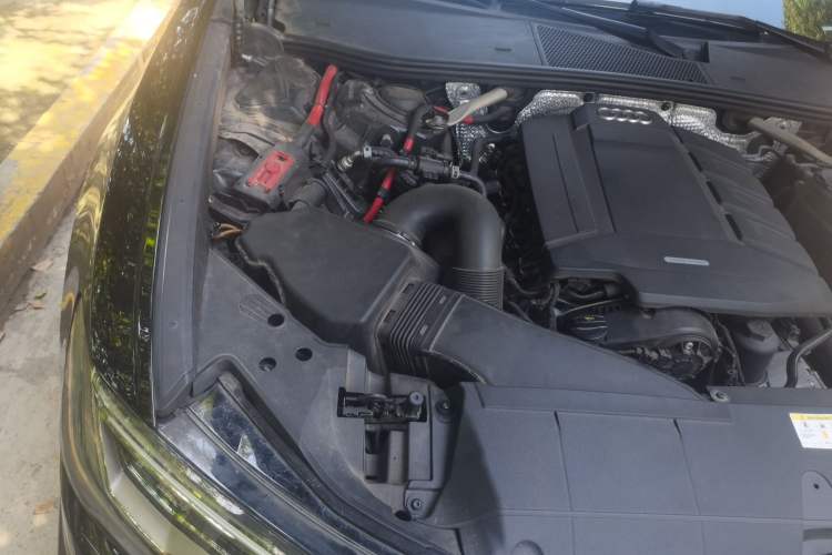 Used Audi A6L 2020 40 TFSI Luxury Dynamic Edition Engine Bay Right