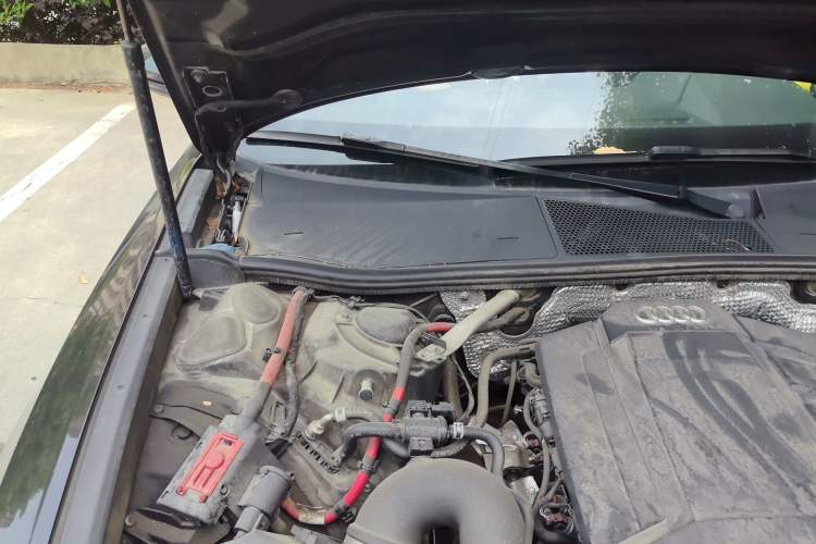 Used Audi A6L 2020 40 TFSI Luxury Prestige Edition Engine Bay Right