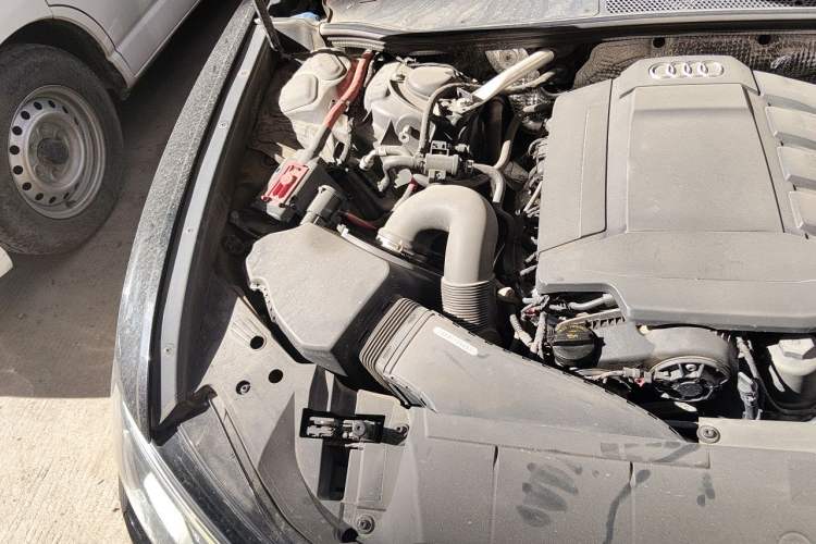 Used Audi A6L 2020 40 TFSI Luxury Dynamic Edition Engine Bay Right