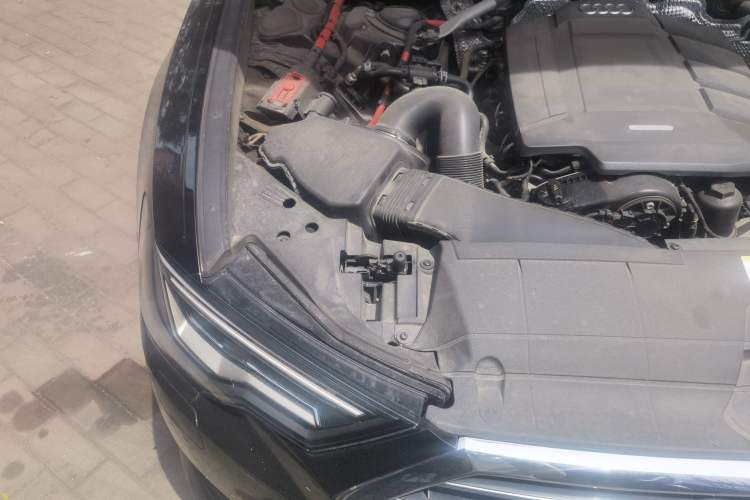 Used Audi A6L 2020 40 TFSI Luxury Prestige Edition Engine Bay Right