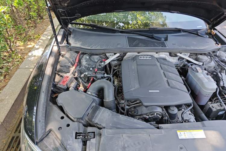 Used Audi A6L 2020 45 TFSI Prestige Elegant Edition Engine Bay Right