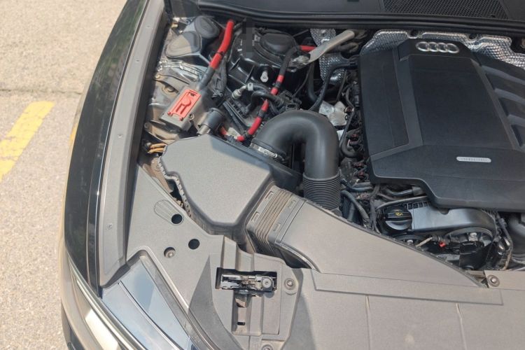 Used Audi A6L 2020 40 TFSI Luxury Dynamic Edition Engine Bay Right