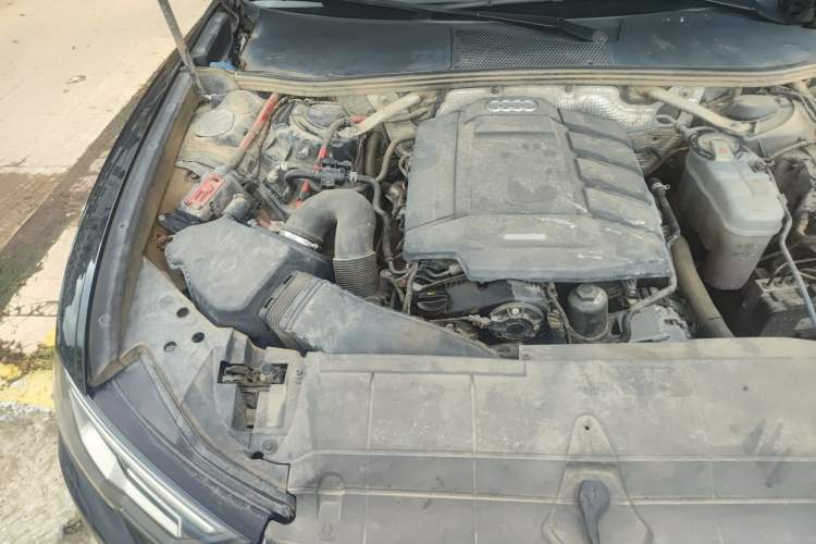 Used Audi A6L 2020 45 TFSI Prestige Elegant Edition Engine Bay Right