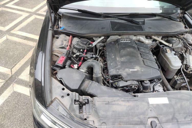Used Audi A6L 2020 40 TFSI Luxury Dynamic Edition Engine Bay Right