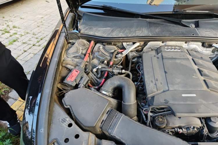 Used Audi A6L 2020 45 TFSI Prestige Elegant Edition Engine Bay Right