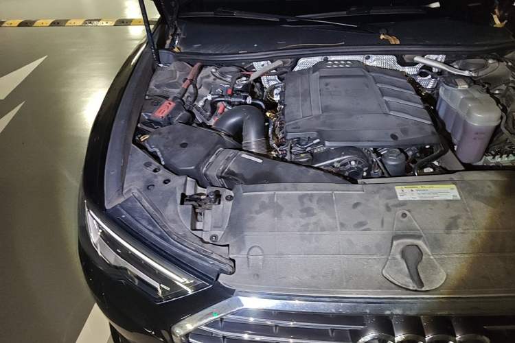 Used Audi A6L 2020 45 TFSI Prestige Elegant Edition Engine Bay Right