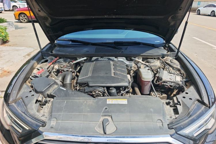 Used Audi A6L 2020 40 TFSI Luxury Dynamic Edition Engine Bay