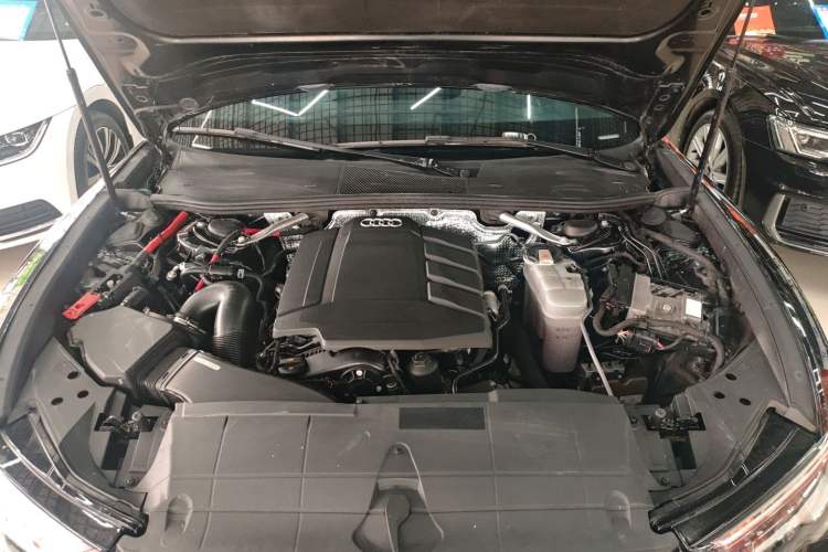 Used Audi A6L 2020 40 TFSI Luxury Prestige Edition Engine Bay
