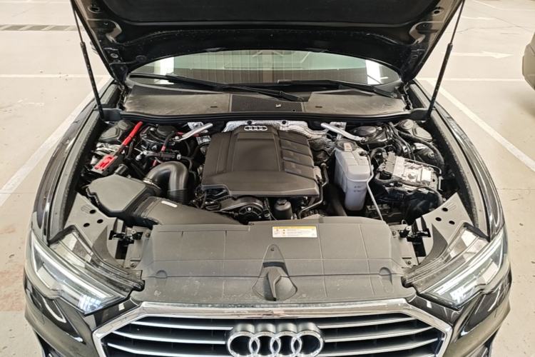 Used Audi A6L 2020 40 TFSI Luxury Dynamic Edition Engine Bay